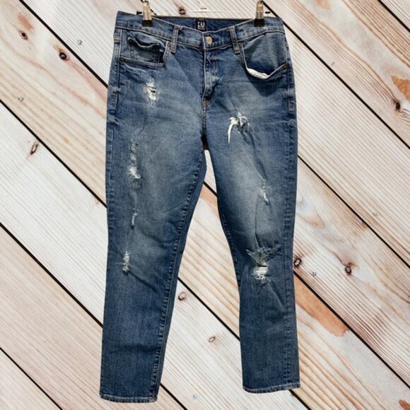 Gap best girl friend jeans‎ size 28R distressed. - Picture 2 of 6